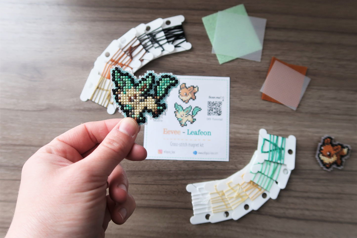 Eevee and Leafeon from Pokemon - Cross stitch magnet kit