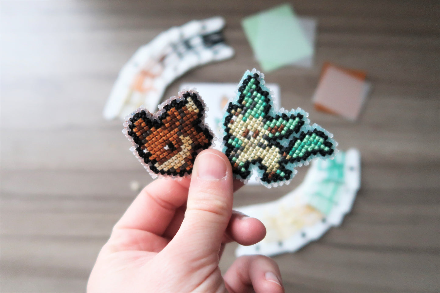 Eevee and Leafeon from Pokemon - Cross stitch magnet kit