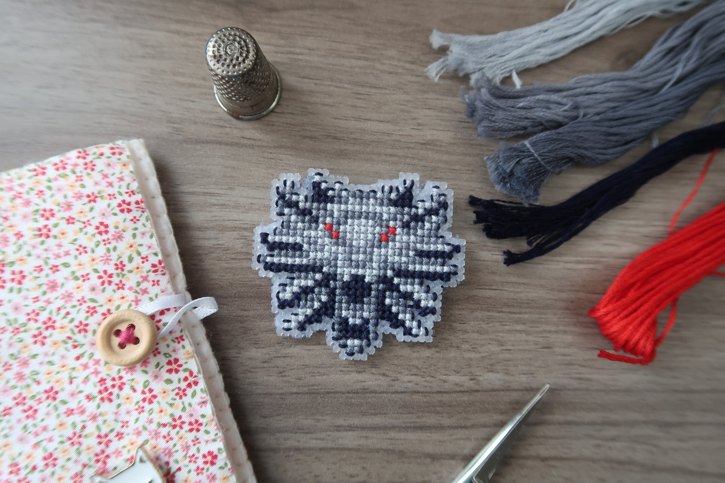 Cross stitch pattern - The Witcher 3 medallion