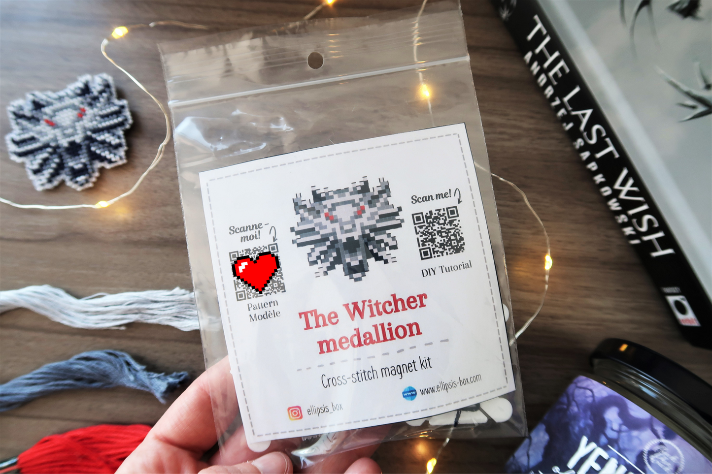 The Witcher 3 medallion - Cross stitch magnet kit